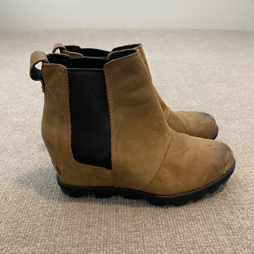 Sorel Chelsea Boots Womens Size 7.5 Brown Nubuck Ankle Wedge Lug Sole NL3493-286
